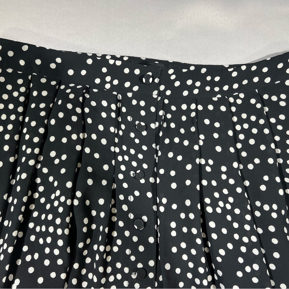 NWT  Talbots Women's Midi Polka Dot Lined Skirt With Botton Detail Size‎ 10P - Picture 5 of 9